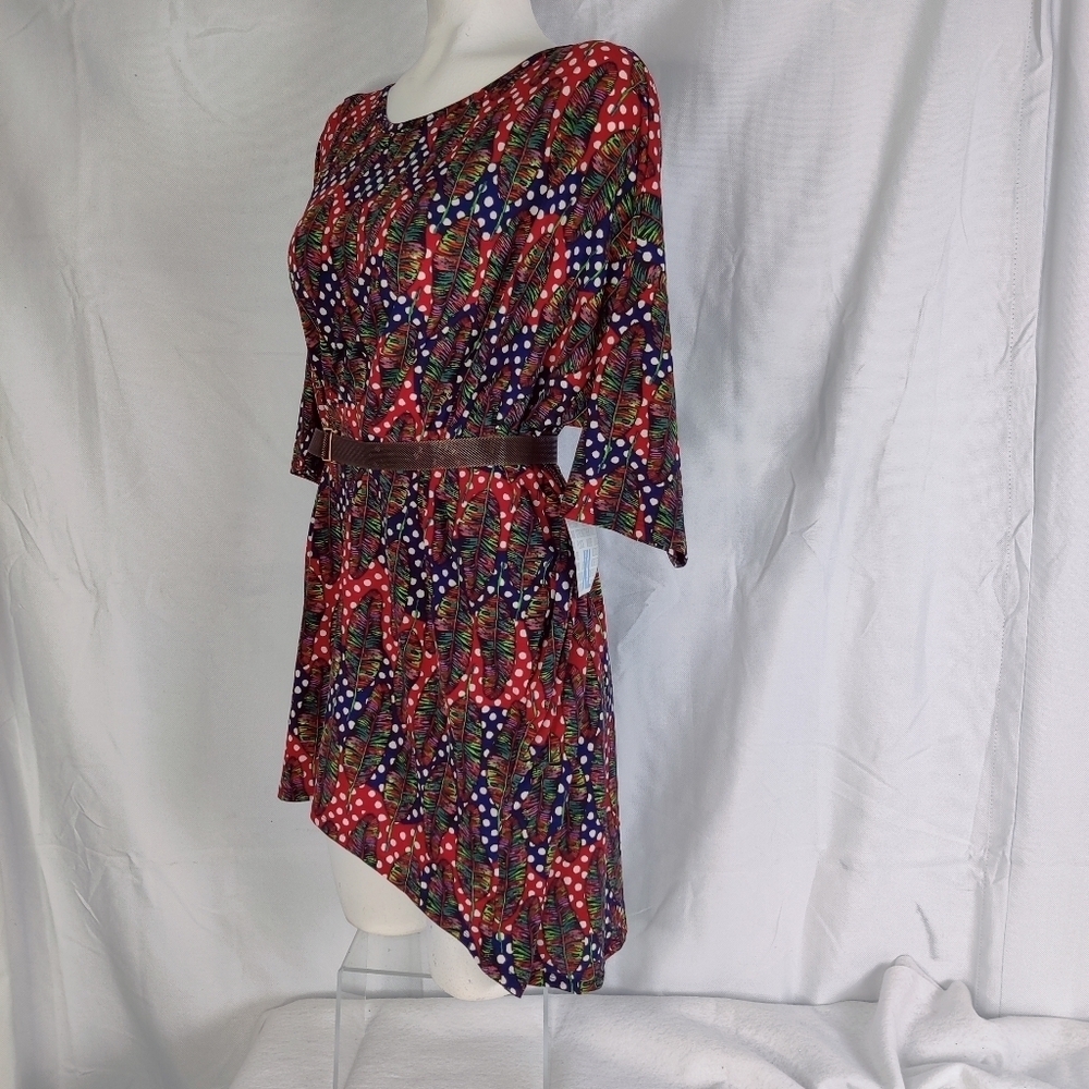 NEW LuLaRoe "Irma" Tunic Top T Tee Shirt Dress Womens Sz XL Feathers Red Blue - Picture 16 of 16